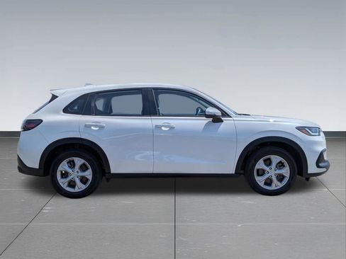 Certified 2025 Honda HR-V LX image 6