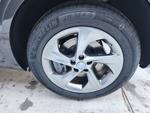 New 2026 Genesis GV70 2.5T Advanced image 20