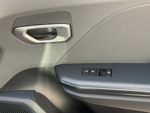 Certified 2025 Kia K4 FWD image 17