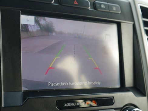 Used 2020 Ford F150 Lariat AWD/4WD image 12