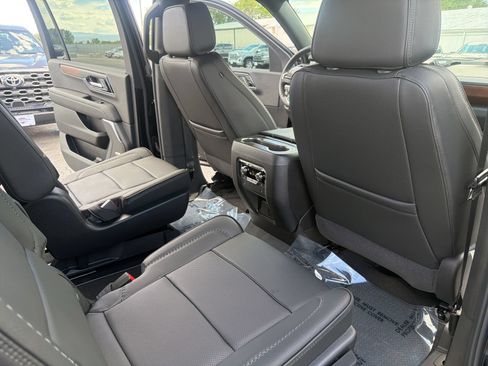 New 2026 GMC Yukon XL Denali w/ Sun & Power Step Package AWD/4WD image 29