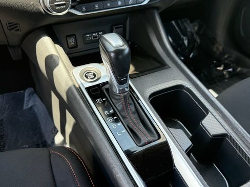 Used 2025 Nissan Sentra SR FWD image 24