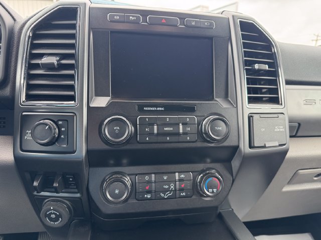 Used 2020 Ford F250 XLT w/ XLT Premium Package AWD/4WD image 47