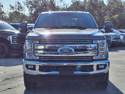 Used 2019 Ford F250 Lariat w/ Lariat Value Package image 2