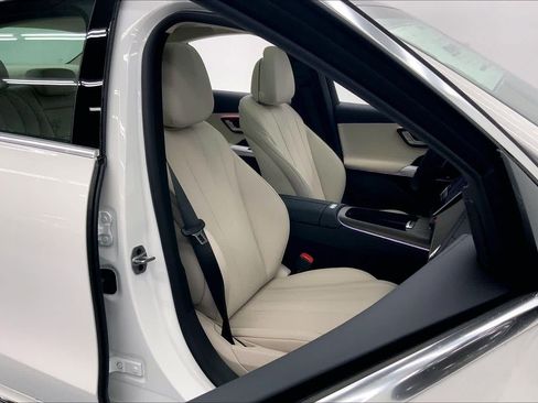 Used 2026 Mercedes-Benz E 350 Sedan image 2