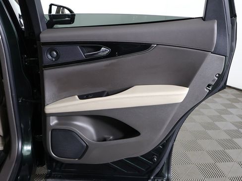 Used 2021 Lincoln Nautilus Reserve image 30