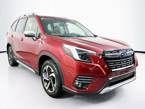 Used 2023 Subaru Forester Touring AWD/4WD image 2