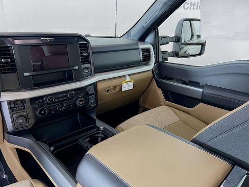 New 2026 Ford F350 XLT w/ FX4 Off-Road Package AWD/4WD image 24