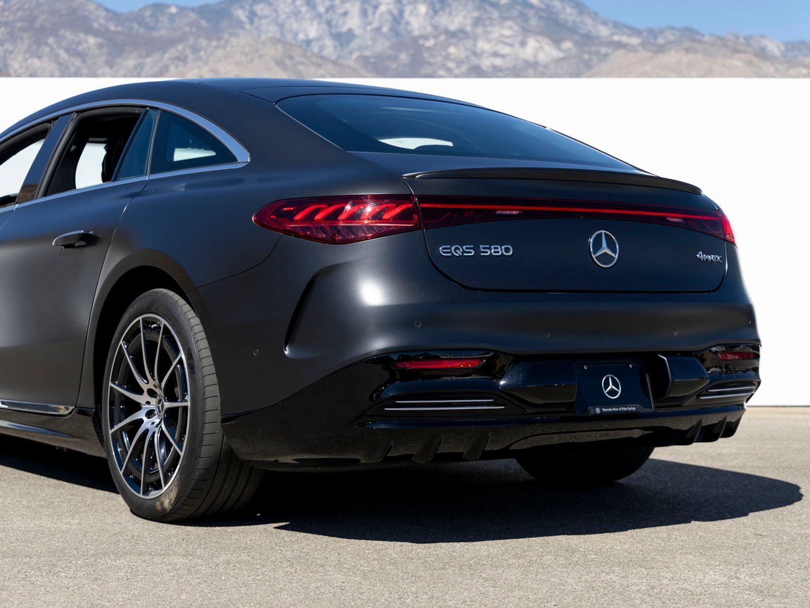 Certified 2024 Mercedes-Benz EQS 580 4MATIC Sedan image 6