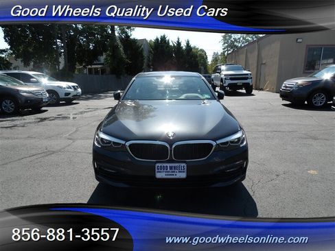 Used 2018 BMW 530i xDrive image 2