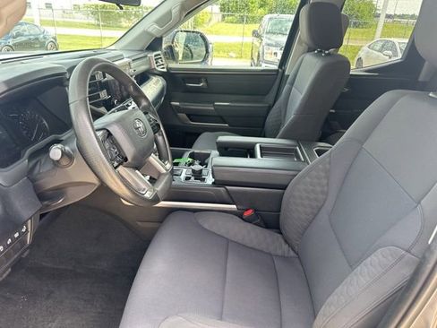 Used 2022 Toyota Tundra SR5 AWD/4WD image 6