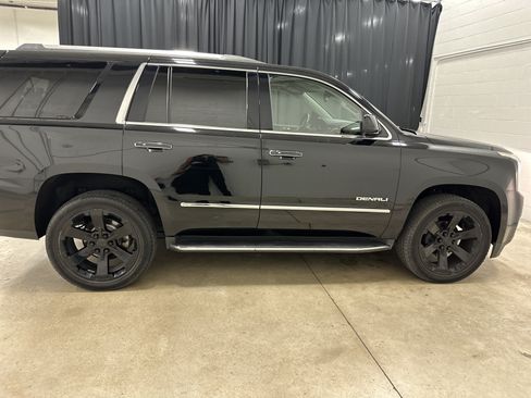 Used 2020 GMC Yukon Denali w/ Open Road Package AWD/4WD image 11