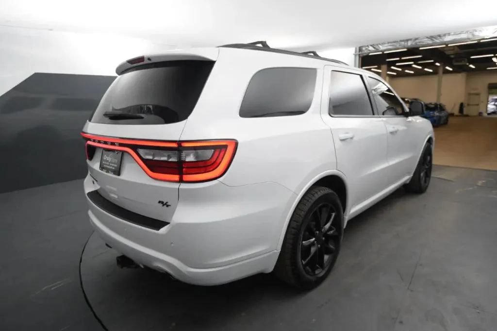 Used 2018 Dodge Durango R/T w/ Blacktop Package AWD/4WD image 5
