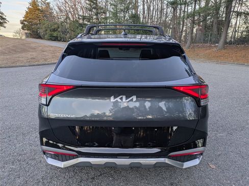 Used 2025 Kia Sportage SX image 5