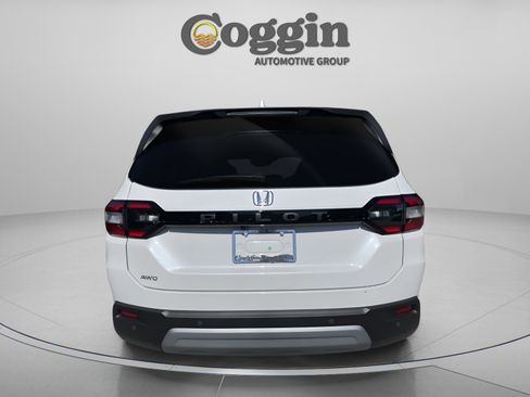 New 2025 Honda Pilot EX-L image 4