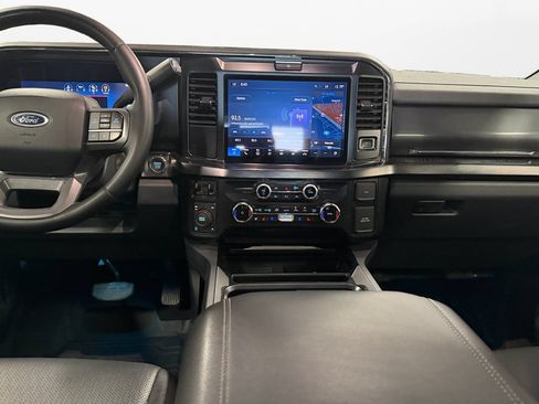 Used 2026 Ford F350 Lariat w/ Black Appearance Package AWD/4WD image 10
