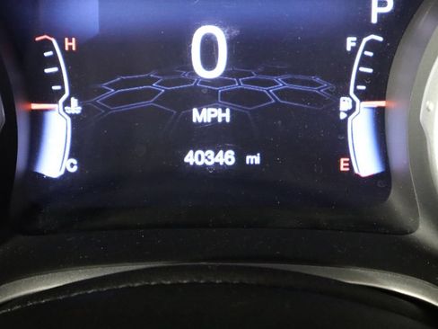 Used 2018 Jeep Compass Limited w/ Navigation Group AWD/4WD image 36