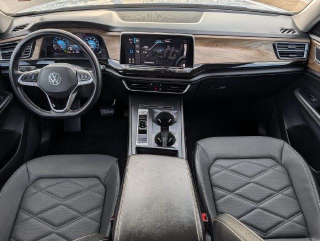Used 2024 Volkswagen Atlas SE FWD image 11