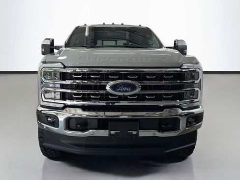 Used 2025 Ford F250 Lariat w/ Lariat Ultimate Package AWD/4WD image 2