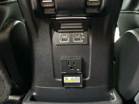 Certified 2019 Jeep Wrangler Unlimited Rubicon image 34