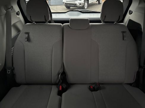 Used 2024 Toyota Sienna LE image 16