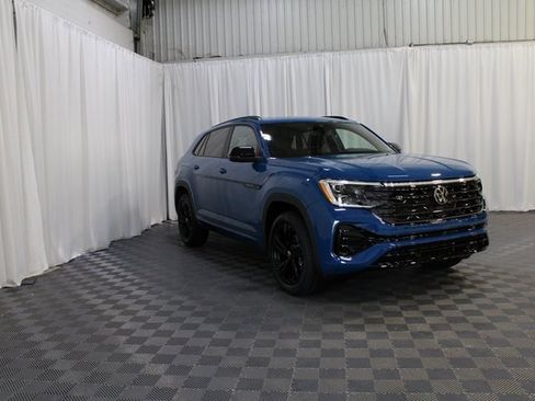 New 2025 Volkswagen Atlas Cross Sport SEL R-Line image 29