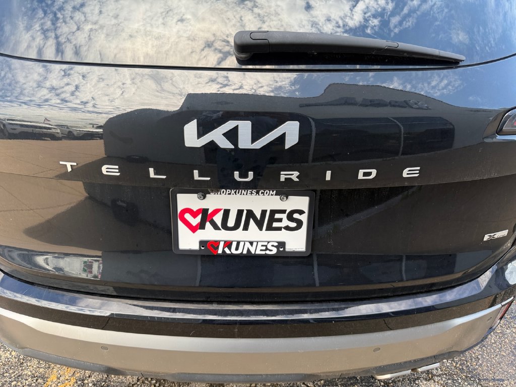 Used 2023 Kia Telluride SX X-Line AWD/4WD image 34