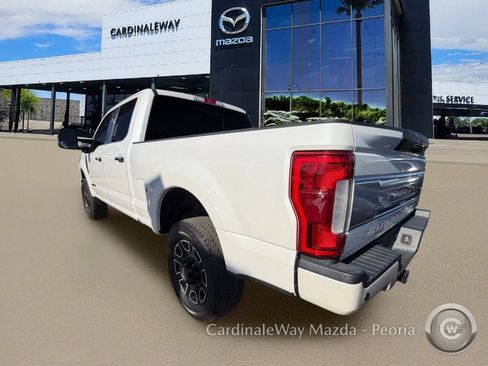 Used 2019 Ford F250 Platinum w/ Platinum Ultimate Package AWD/4WD image 3