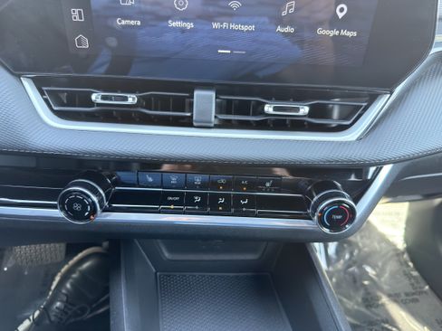 Used 2026 Chevrolet Equinox LT FWD image 31