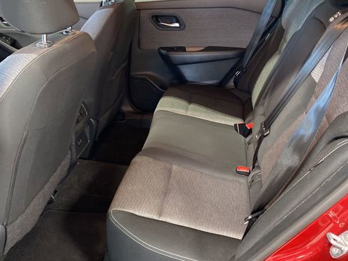 Certified 2023 Nissan Rogue SV image 19