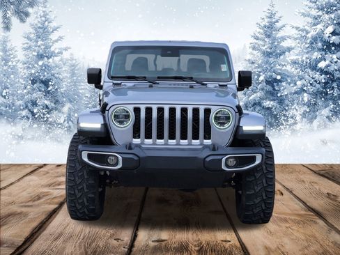 Used 2020 Jeep Gladiator Overland image 7