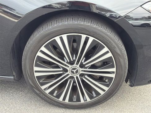 Used 2021 Mercedes-Benz CLA 250 image 12