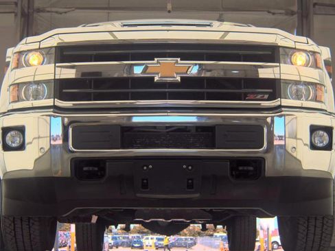 Used 2018 Chevrolet Silverado 3500 LTZ w/ Duramax Plus Package image 3