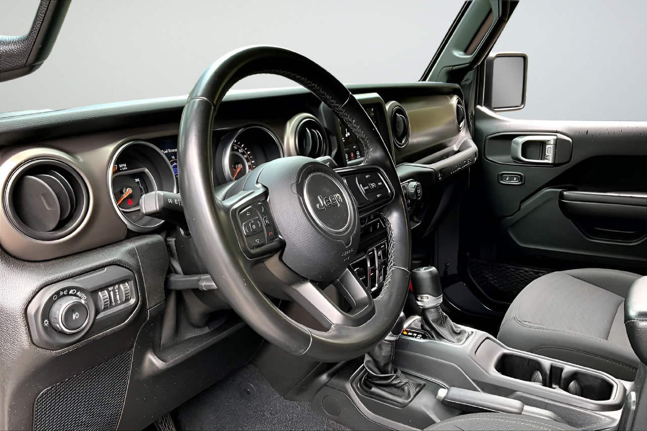 Used 2021 Jeep Wrangler Unlimited Sport AWD/4WD image 14