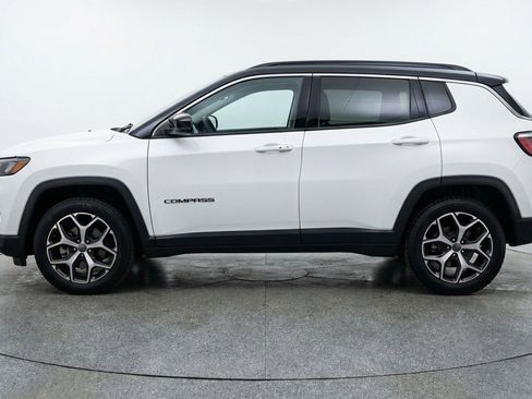 Used 2025 Jeep Compass Limited AWD/4WD image 5