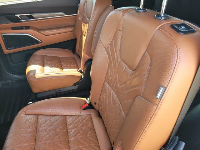 Used 2024 Kia Telluride SX Prestige X-Pro AWD/4WD image 13