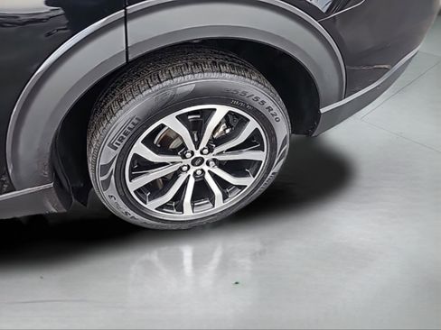 Used 2020 Ford Explorer ST w/ Premium Technology Package image 17