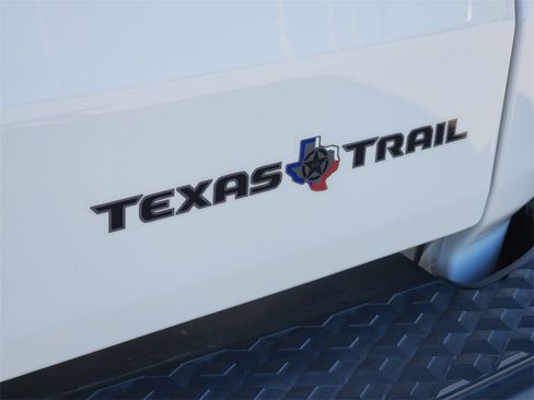 Used 2021 Jeep Gladiator Sport image 12