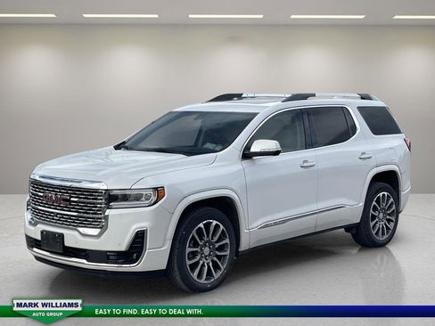 Used 2022 GMC Acadia Denali w/ Denali Ultimate Package image 3