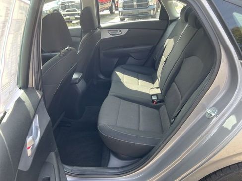 Used 2023 Kia Forte LXS image 19