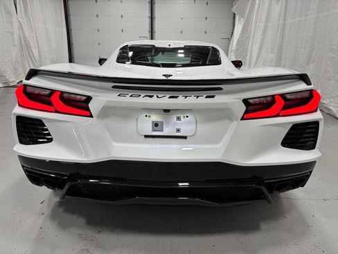 Used 2024 Chevrolet Corvette Stingray Preferred Cpe w/ Z51 Performance Package RWD image 6
