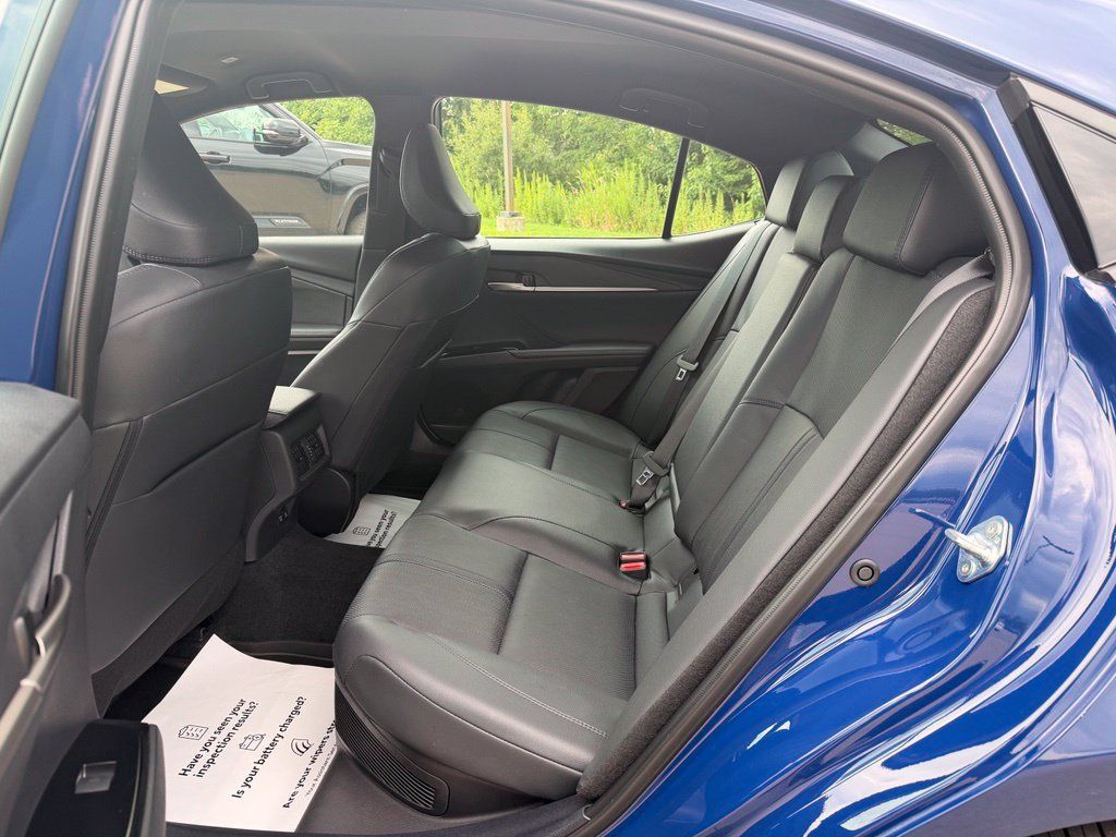 Certified 2025 Toyota Camry XSE FWD image 27