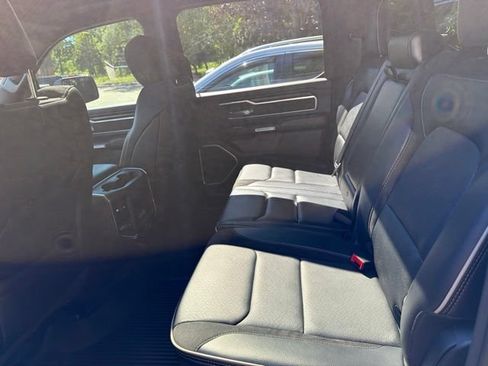 Used 2023 RAM 1500 Laramie AWD/4WD image 18