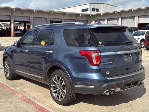 Used 2018 Ford Explorer Platinum AWD/4WD image 7