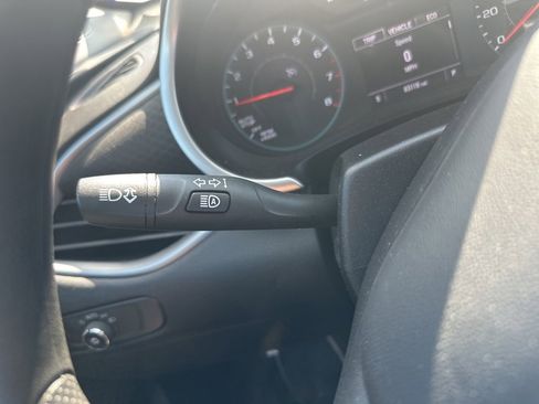 Used 2023 Chevrolet Malibu LT image 33