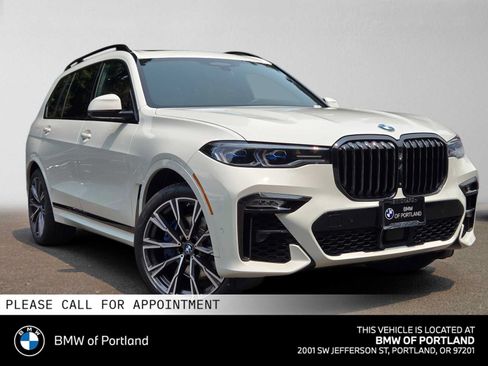 Used 2021 BMW X7 M50i AWD/4WD image 1