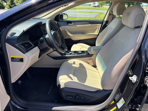 Used 2017 Hyundai Sonata Sport FWD image 12