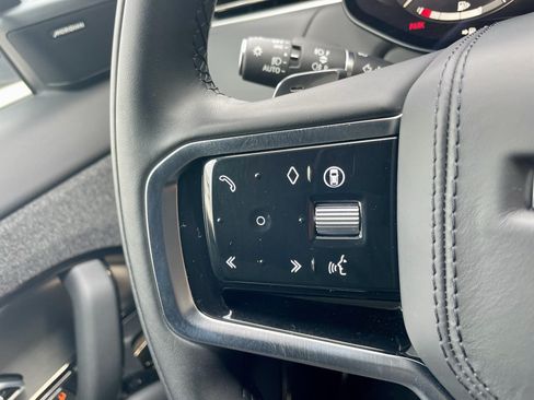 Certified 2025 Land Rover Range Rover Sport AWD/4WD image 24