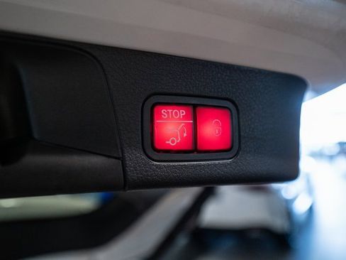 Certified 2025 Mercedes-Benz GLB 250 4MATIC image 34