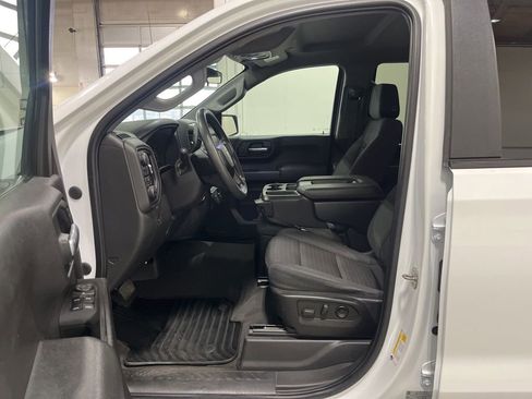Certified 2022 Chevrolet Silverado 1500 Custom image 25